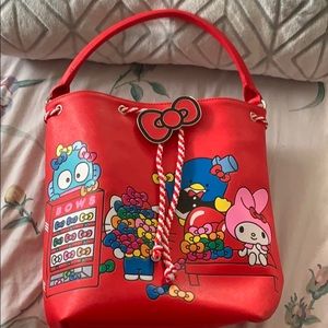 Hello kitty bucket bag